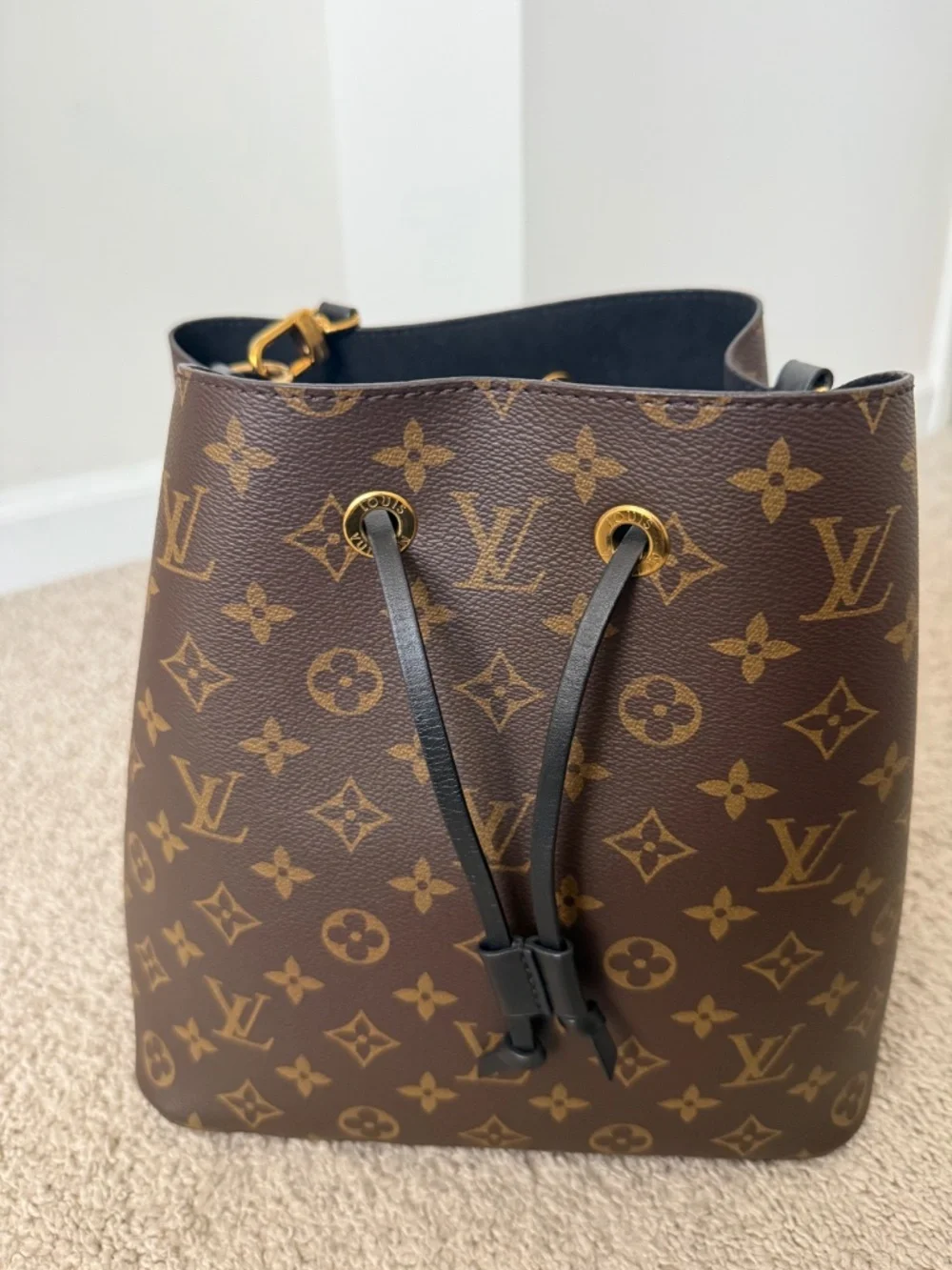 Louis Vuitton NeoNoe MM – Monogram/Black